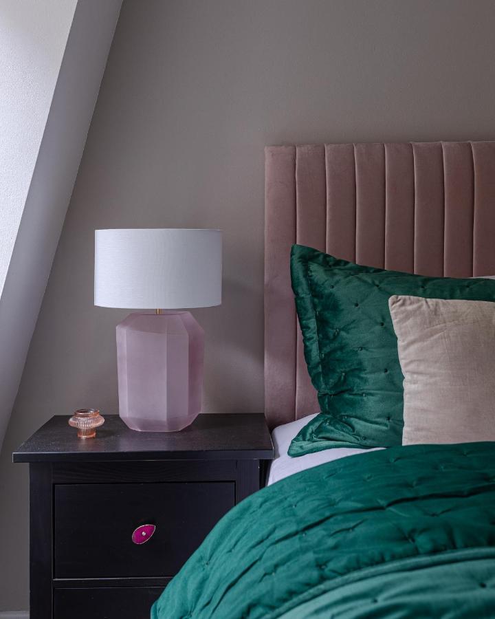 Explore The Most Exquisite West-End From A Harrods Family And Couple Home ลอนดอน ภายนอก รูปภาพ
