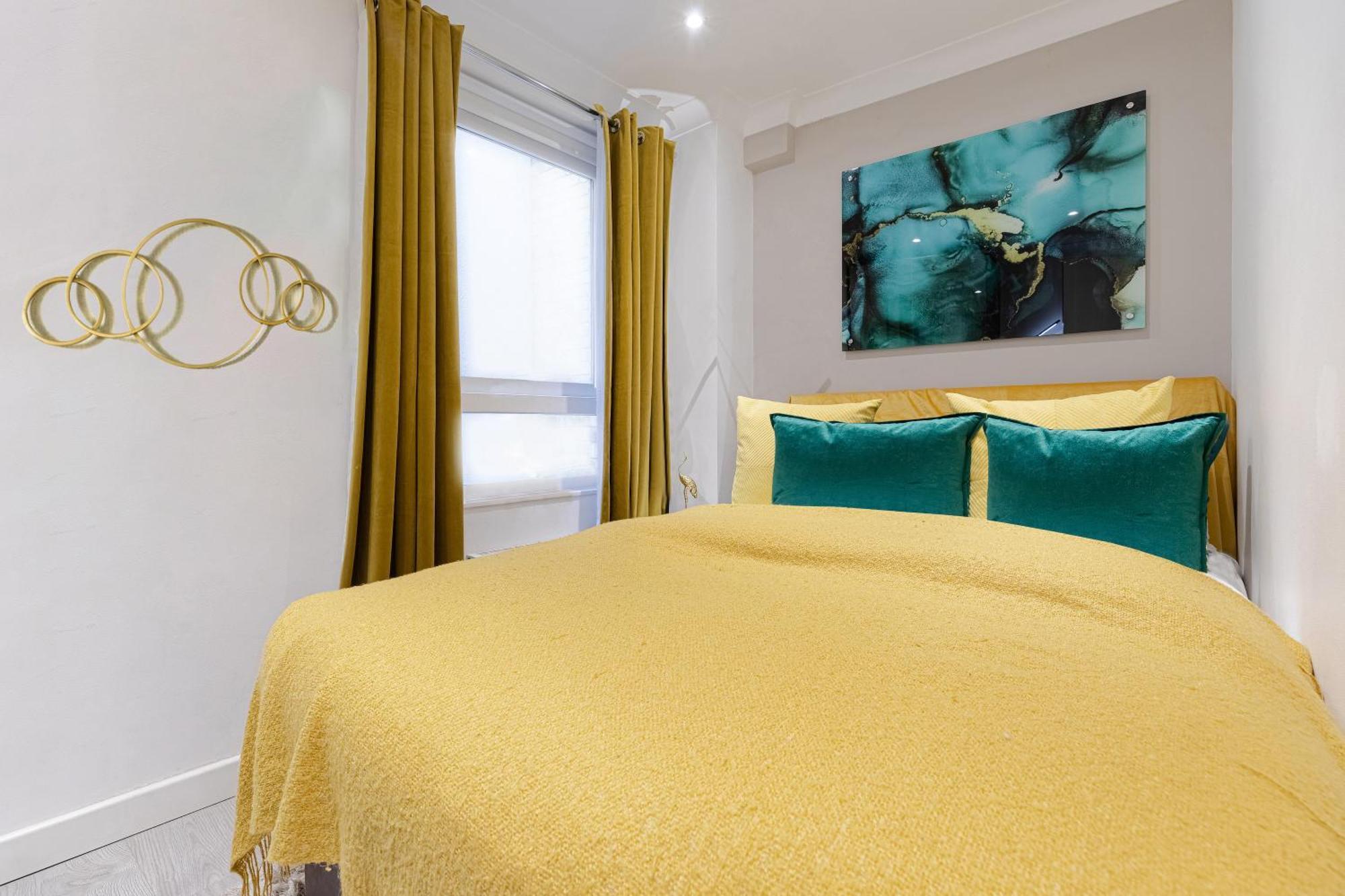 Explore The Most Exquisite West-End From A Harrods Family And Couple Home ลอนดอน ภายนอก รูปภาพ
